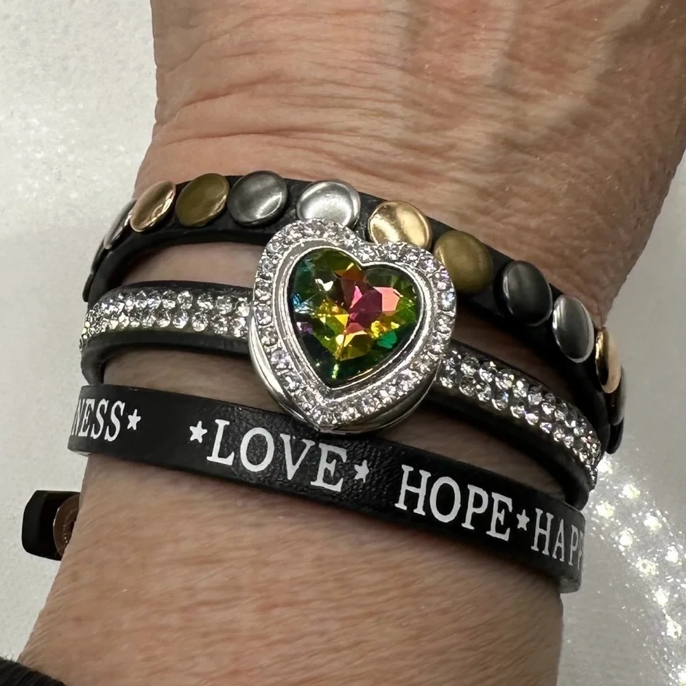 Black Leather Heart Snap Criss Cross Bracelet & Multicolor 18mm Ginger Snap NWT